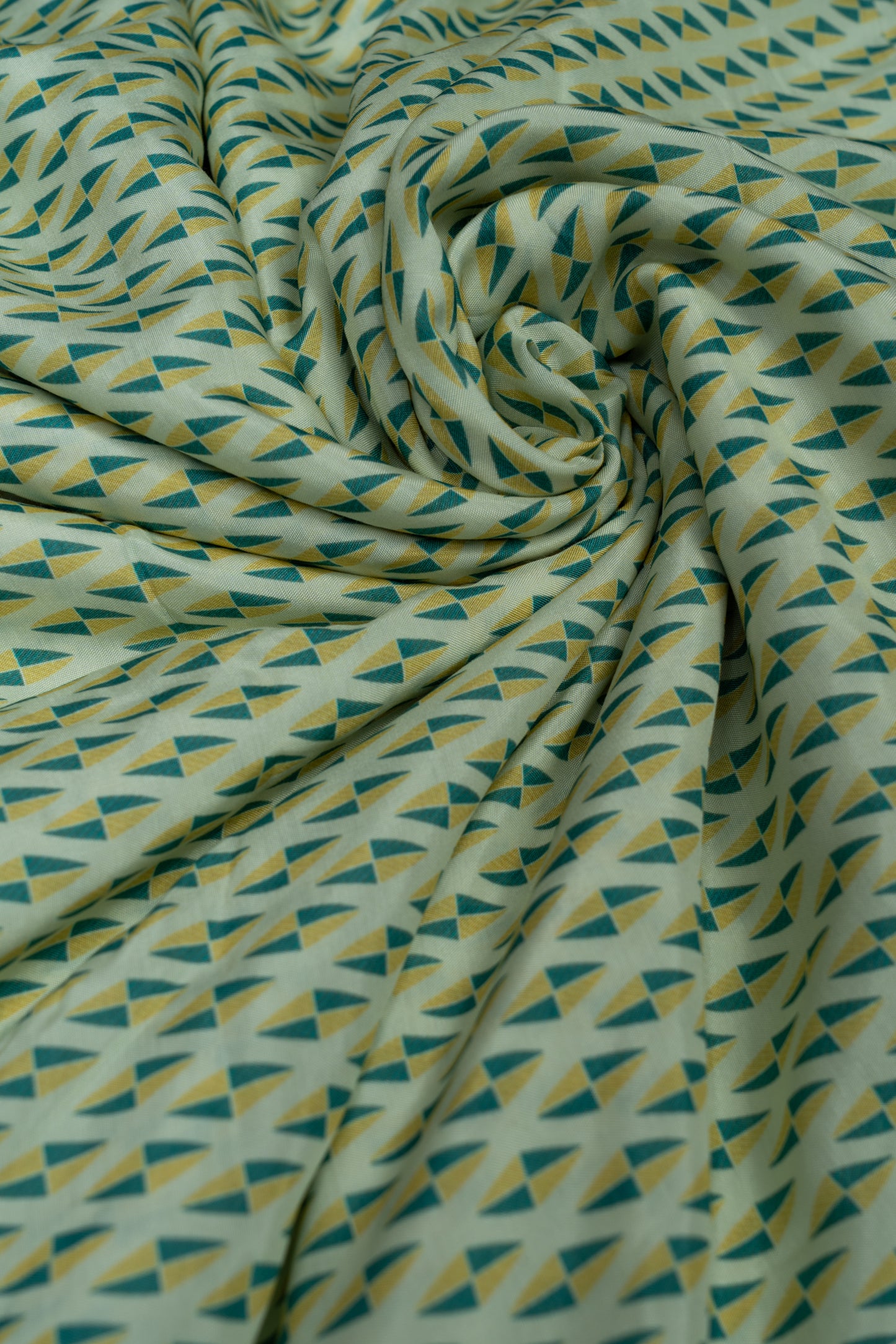 Green Color Chevron Printed Pure Muslin Fabric (Width 44 Inches)