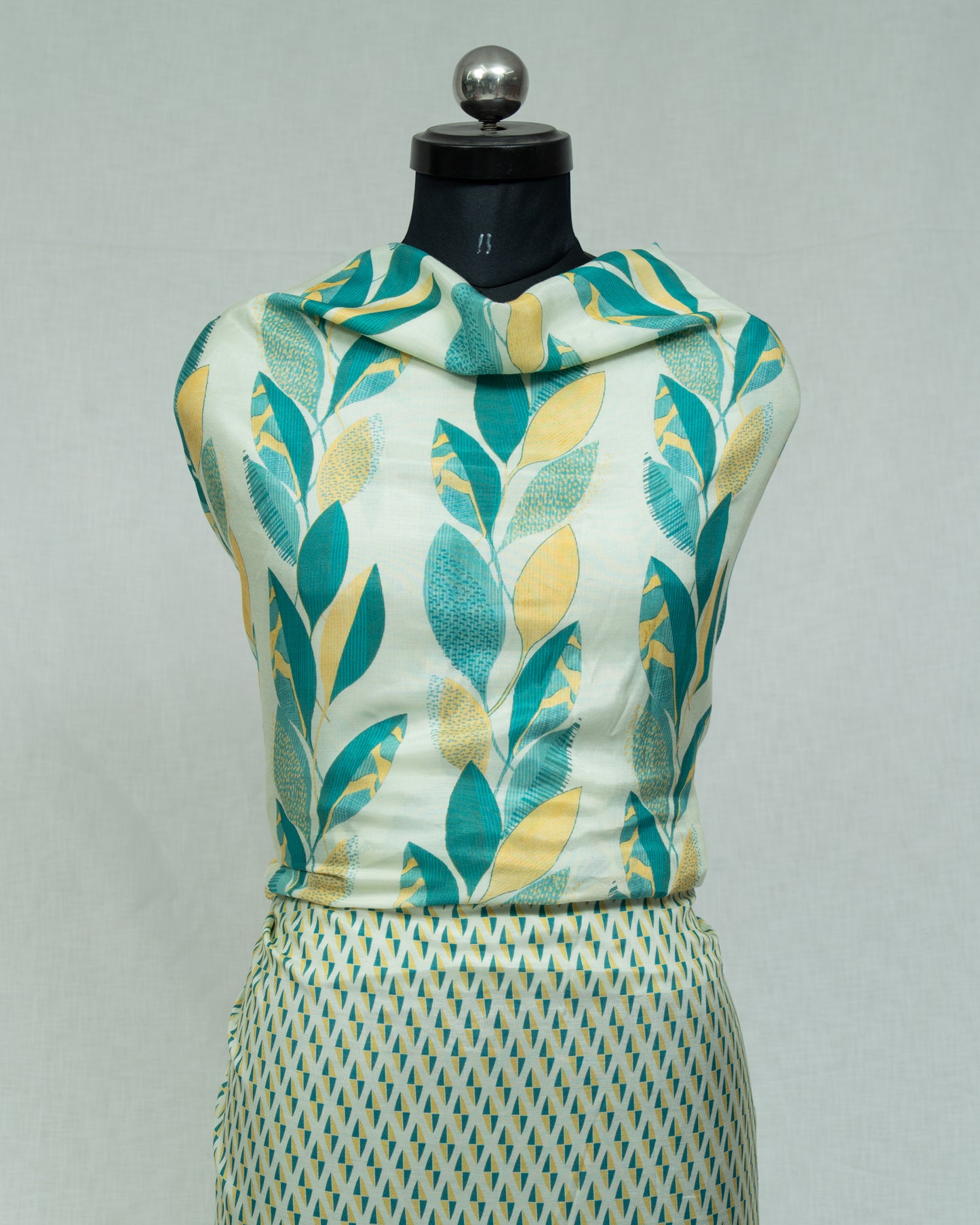 Yellow & Green Leaf Printed Pure Muslin Fabric (Width 44 Inches)
