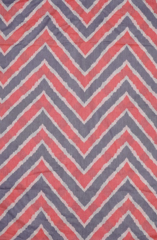 Unisex Peach & Grey Zig-Zag Pattern Printed Pure Cotton Kurta Fabric And White Pure Cotton Pyjama Fabric (2.5 Meters)