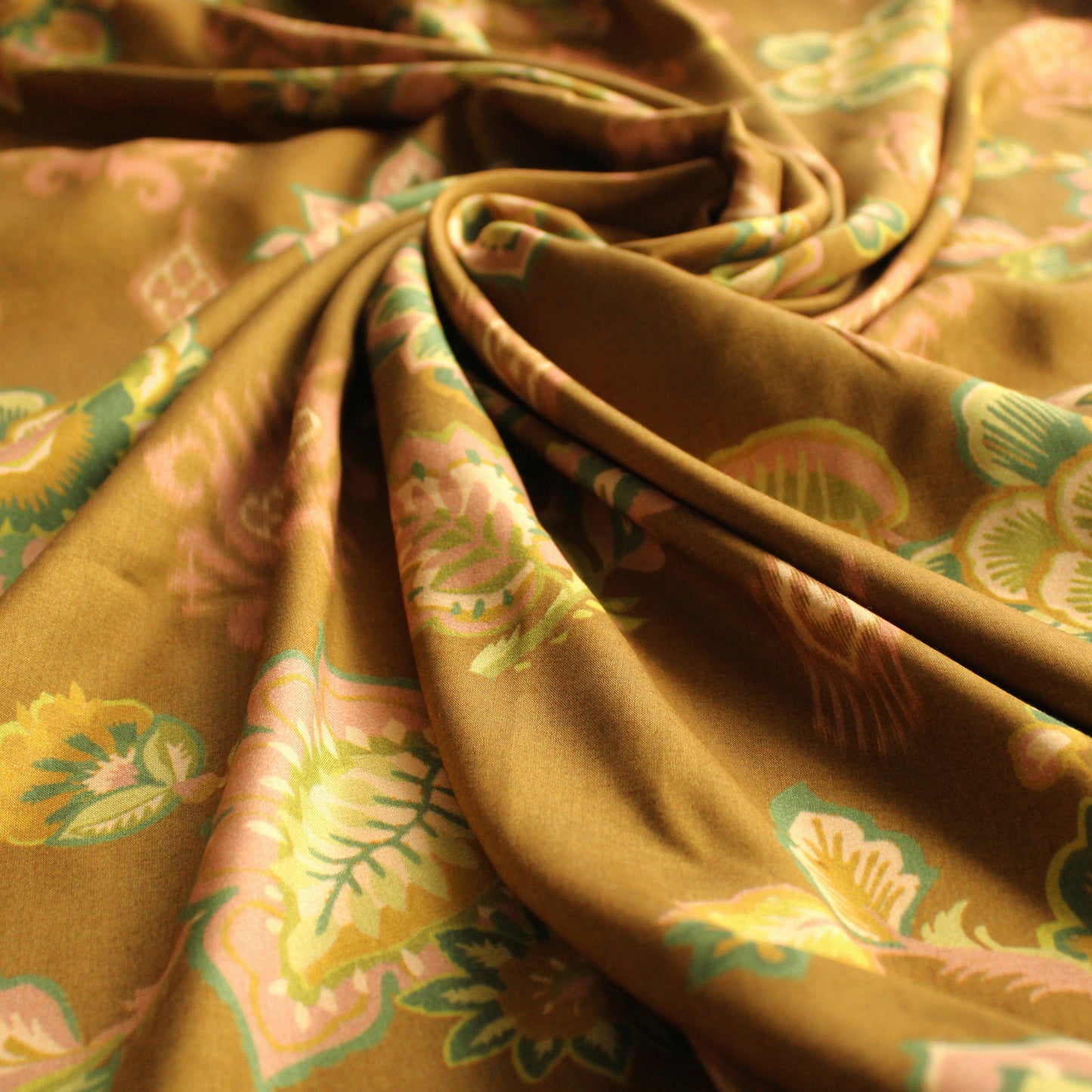 Muslin Printed Combo Set  (Top & Bottom 2.5 Meters Each)