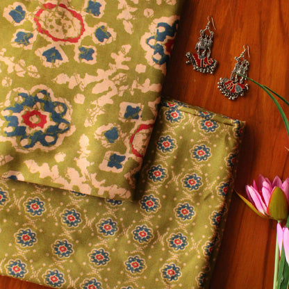 Muslin Printed Combo Set  (Top & Bottom 2.5 Meters Each)