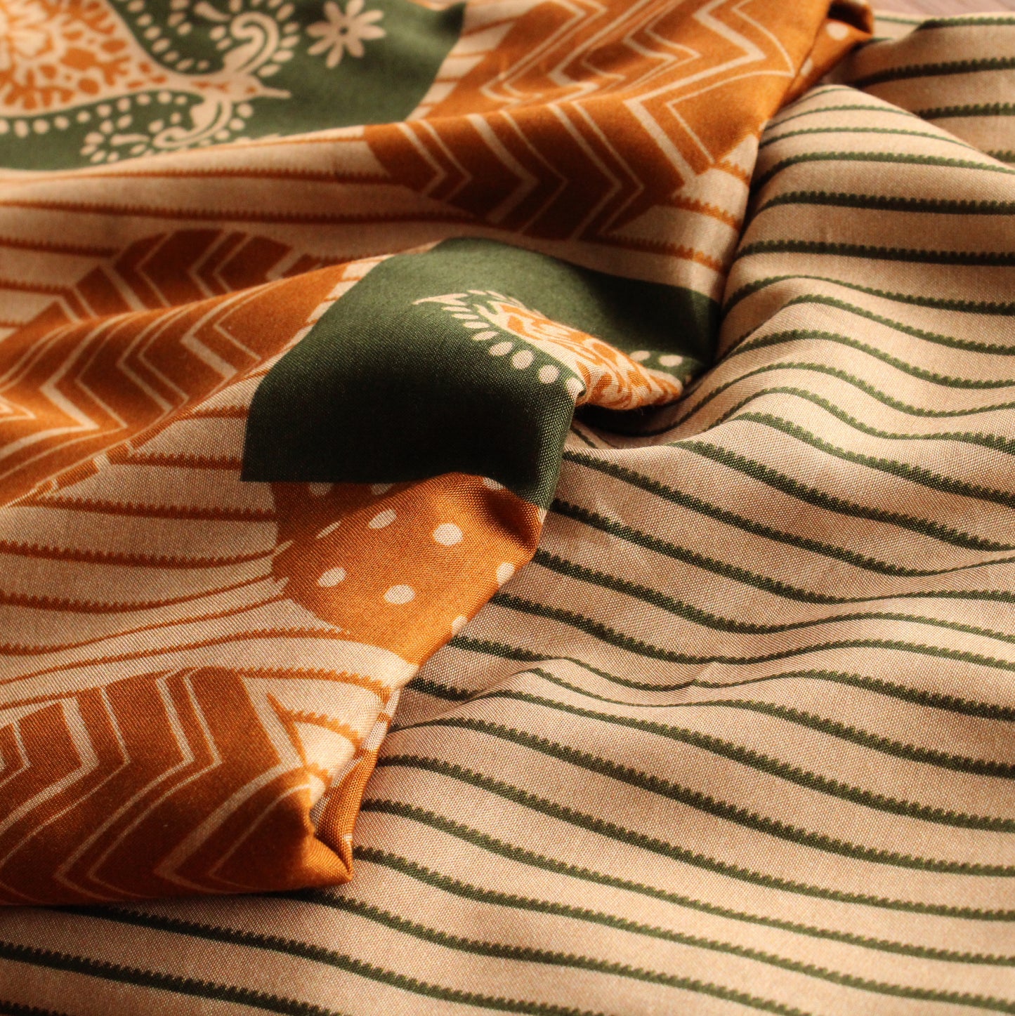 Muslin Printed Combo Set  (Top & Bottom 2.5 Meters Each)