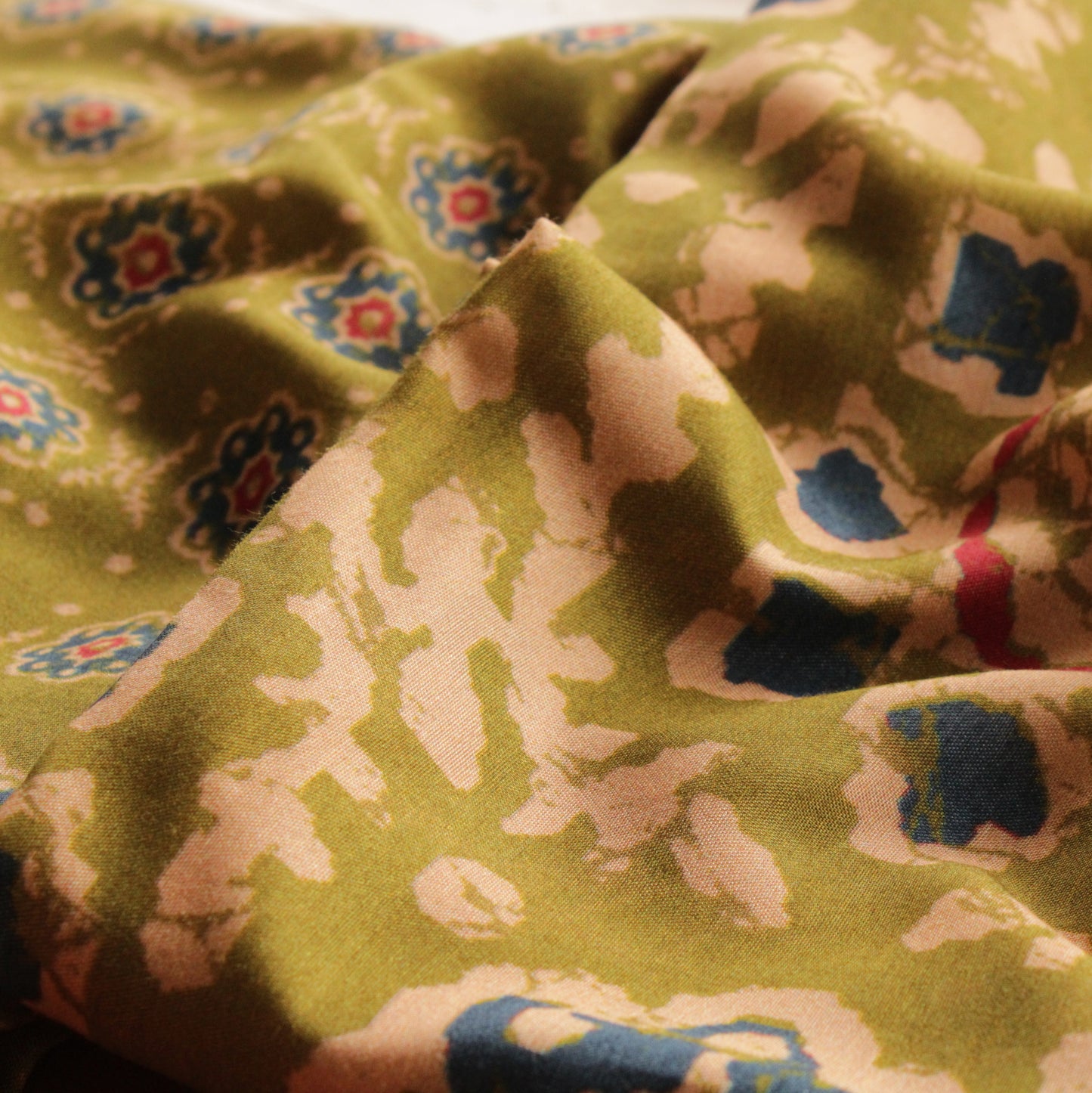 Muslin Printed Combo Set  (Top & Bottom 2.5 Meters Each)