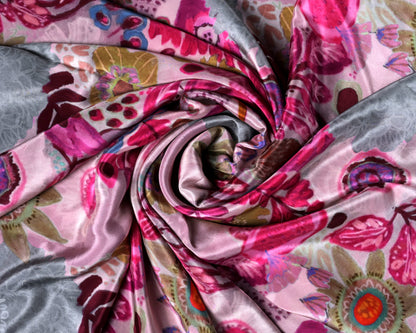 Artistic Floral Top With Pink Prism Bottom Natural Crepe Combo Set ( Top & Bottom 2.5 Meters Each)