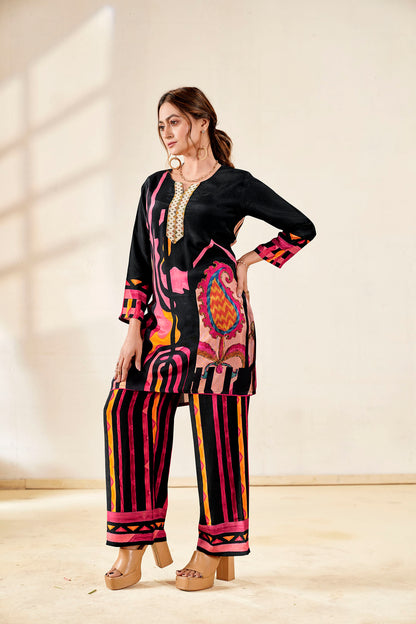 Abstract Fusion Pure Muslin Co-ord Set